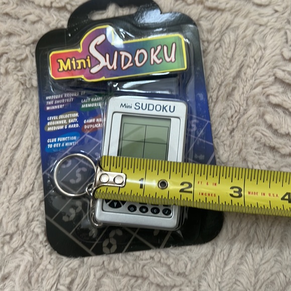 Mini sudoku Keychain Electronic Handheld Travel Game
New in original packaging - Picture 15 of 16